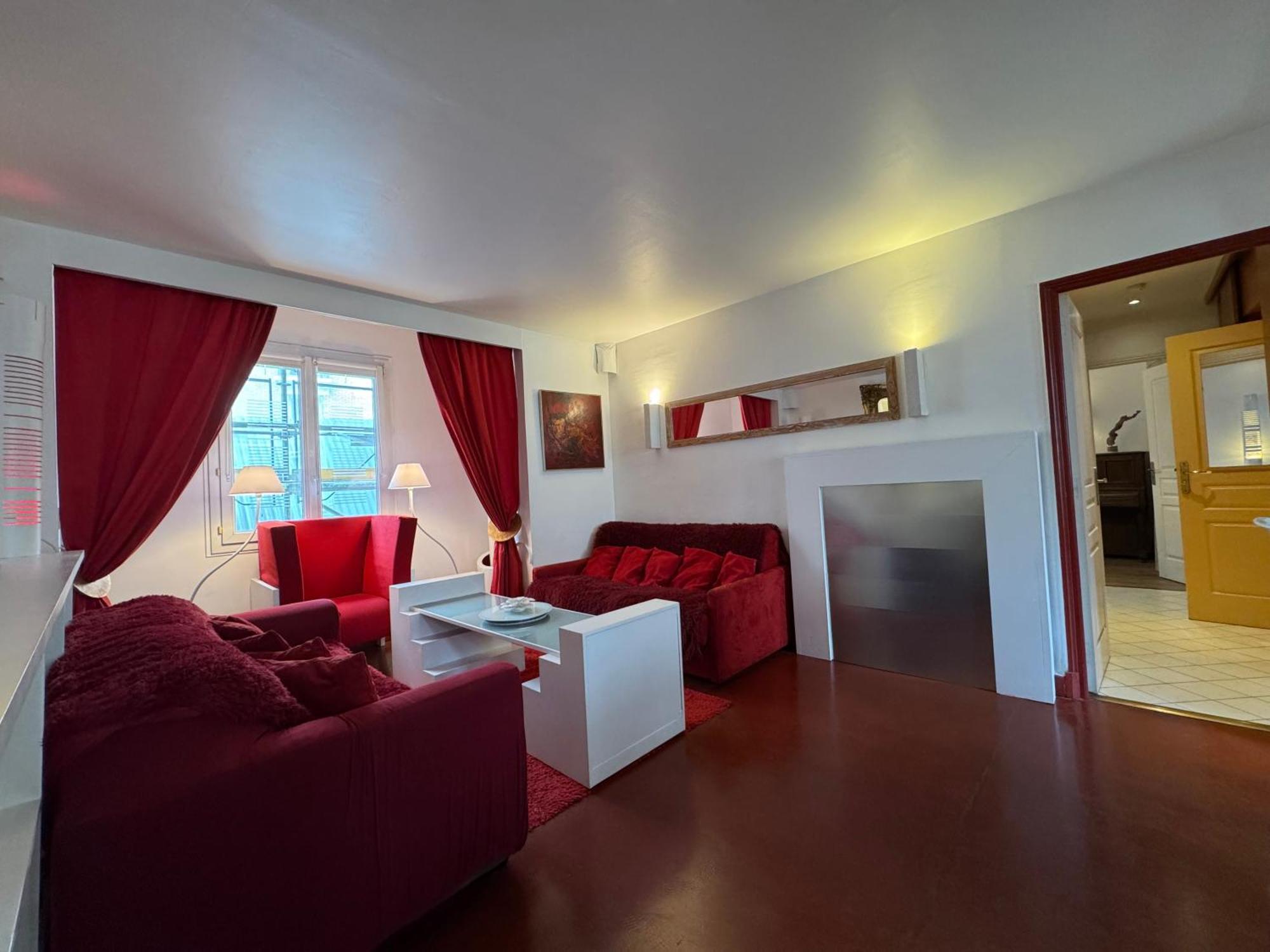 Red Flat * Parigi