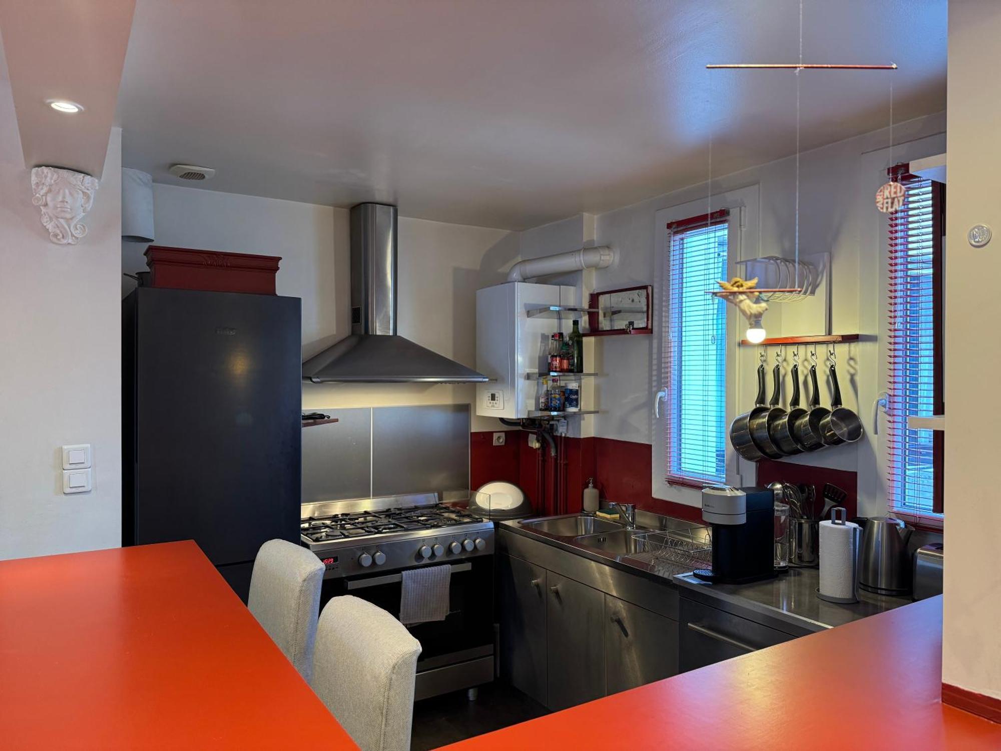 Red Flat Parigi