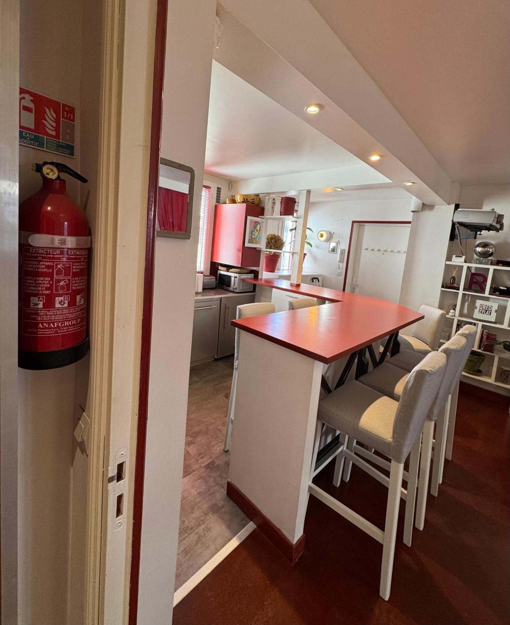 Red Flat * Parigi