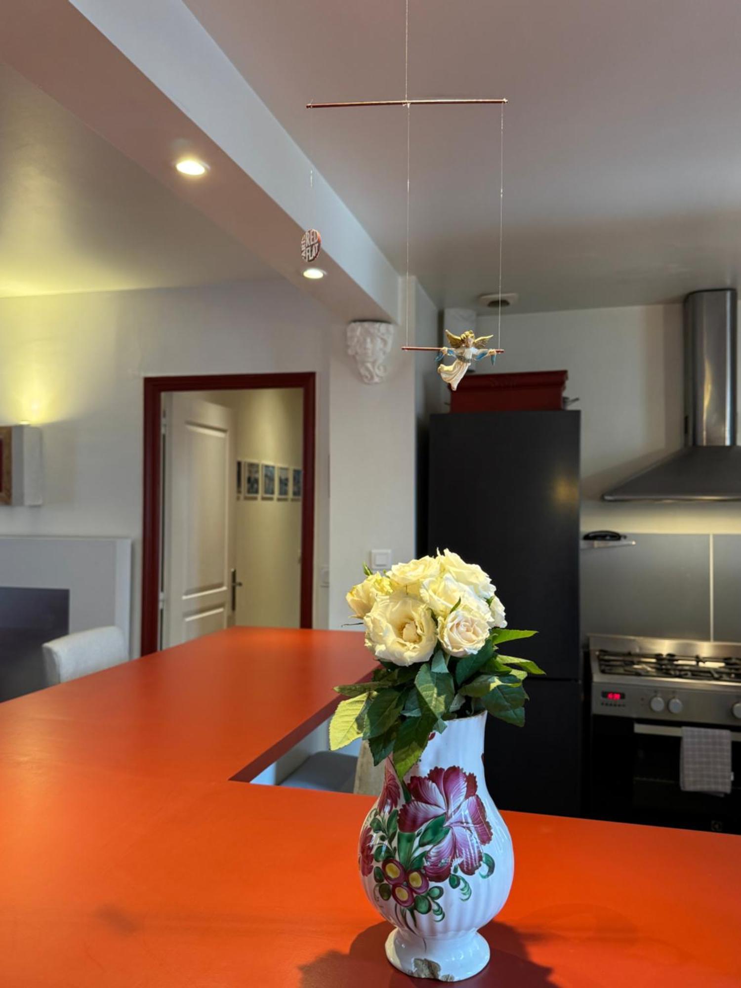 Apartment Red Flat