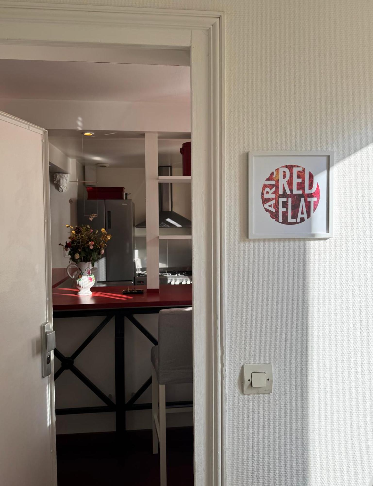 Red Flat *
