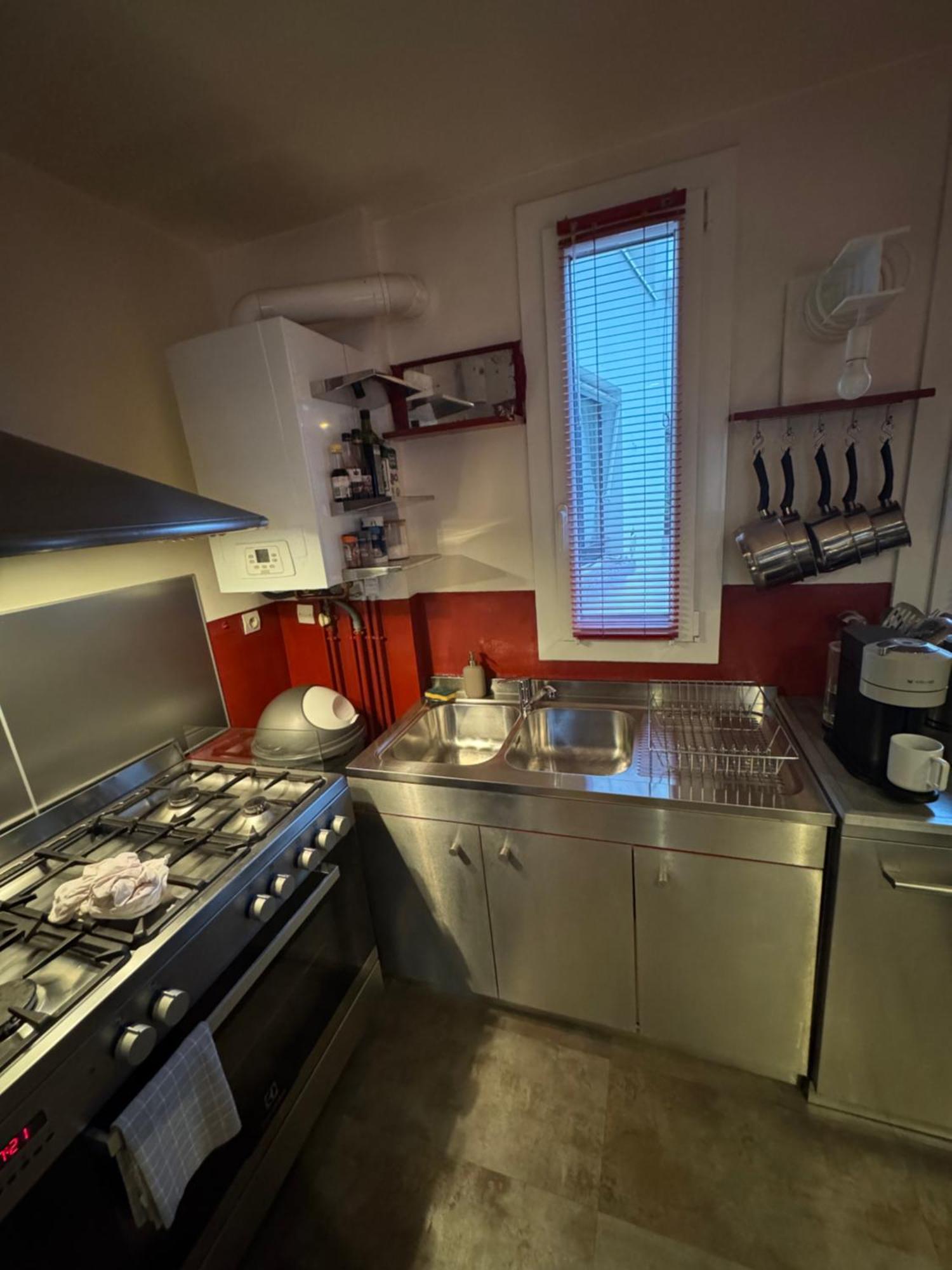 Apartment Red Flat Paris